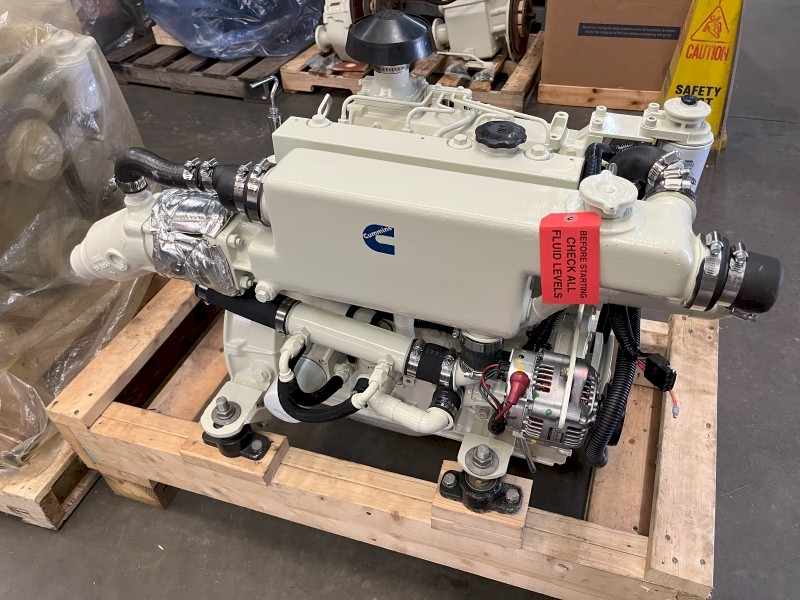 Cummins 4B3.3-M Marine Diesel Engine