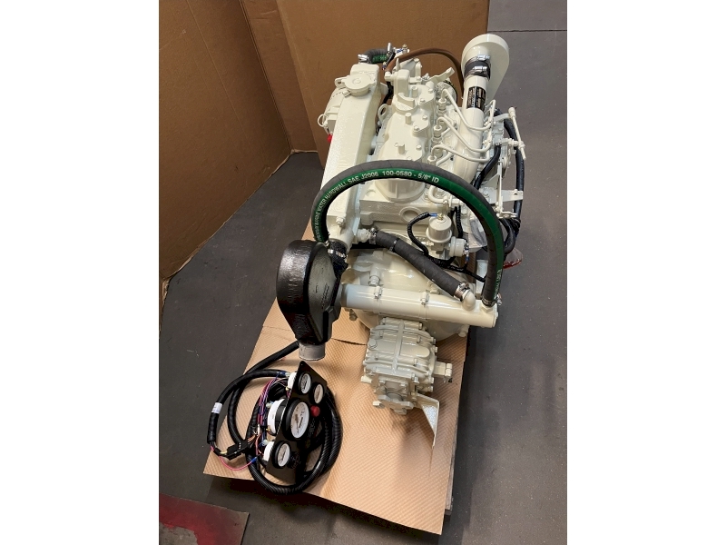 Universal Kubota 5424 Marine Diesel Engine Package