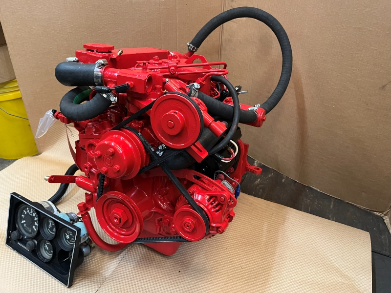 Universal W10-2 Marine Diesel Engine