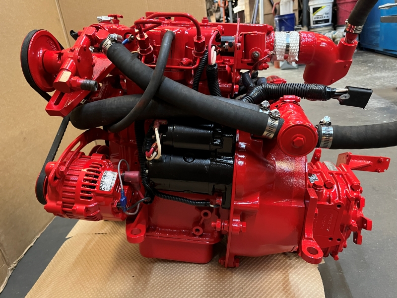 Universal W10-2 Marine Diesel Engine