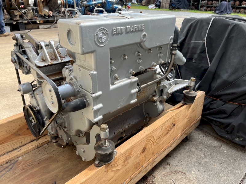 BMW D250-2 Marine Engine