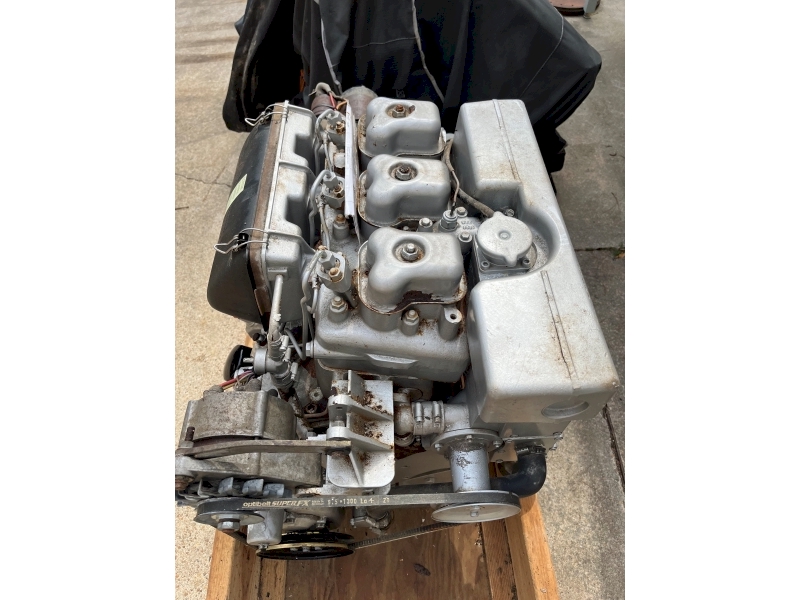 BMW D250-2 Marine Engine