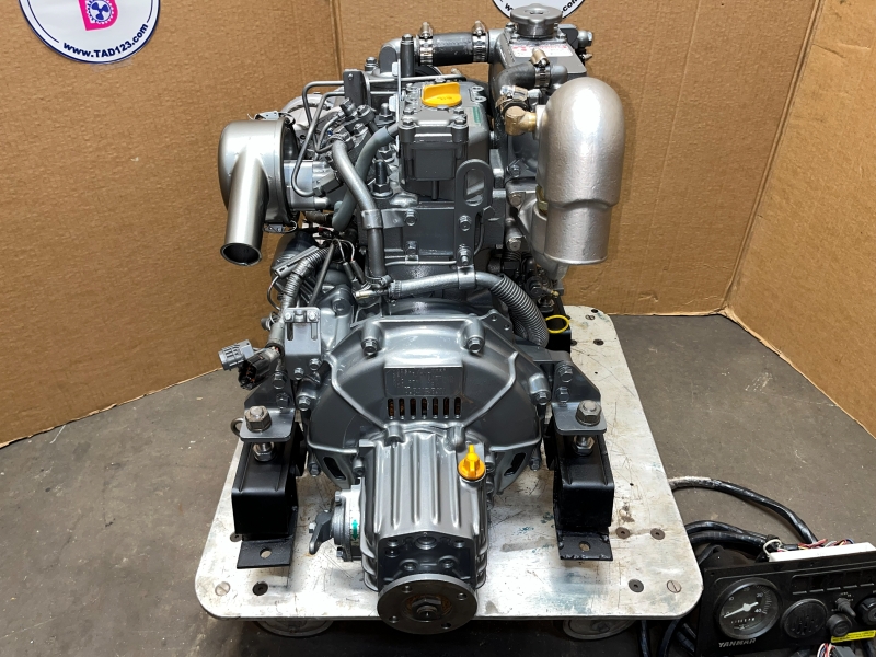 Yanmar 2GM20F Marine Diesel Engine