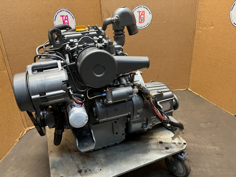 Yanmar 2QM15 Marine Diesel Engine